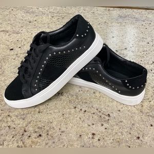 Steve Madden studded sneaker - black